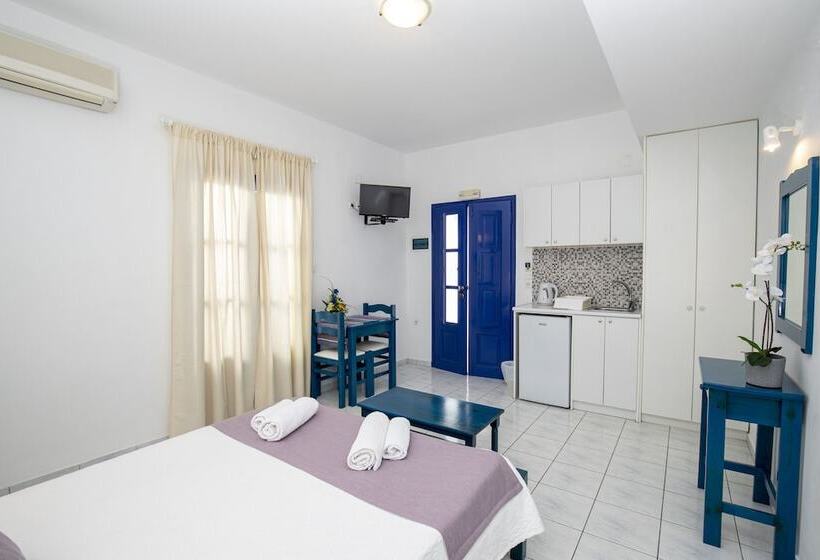 Chambre Supérieure, Villa Happening