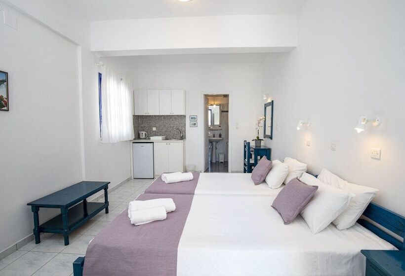 Chambre Supérieure, Villa Happening