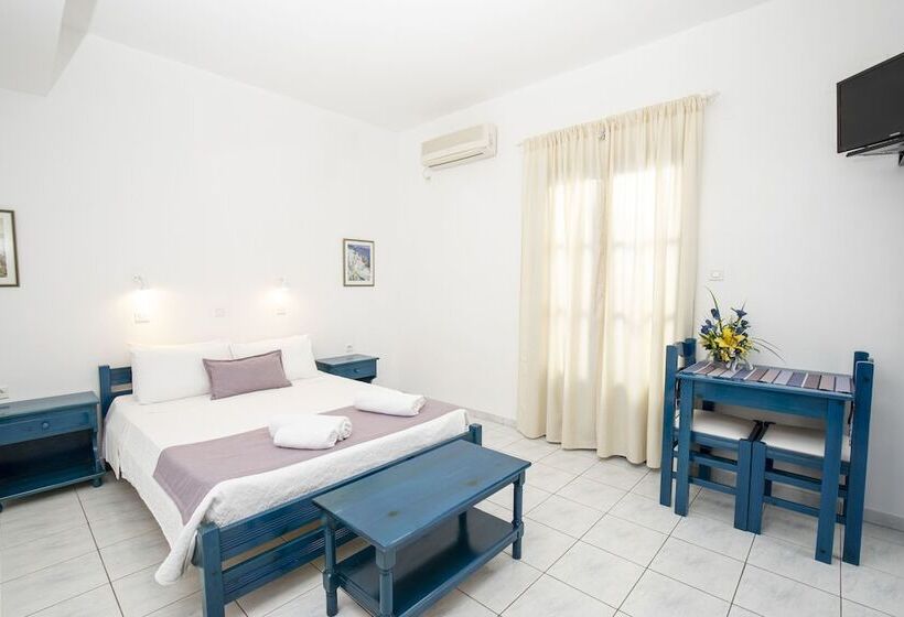 Chambre Supérieure, Villa Happening