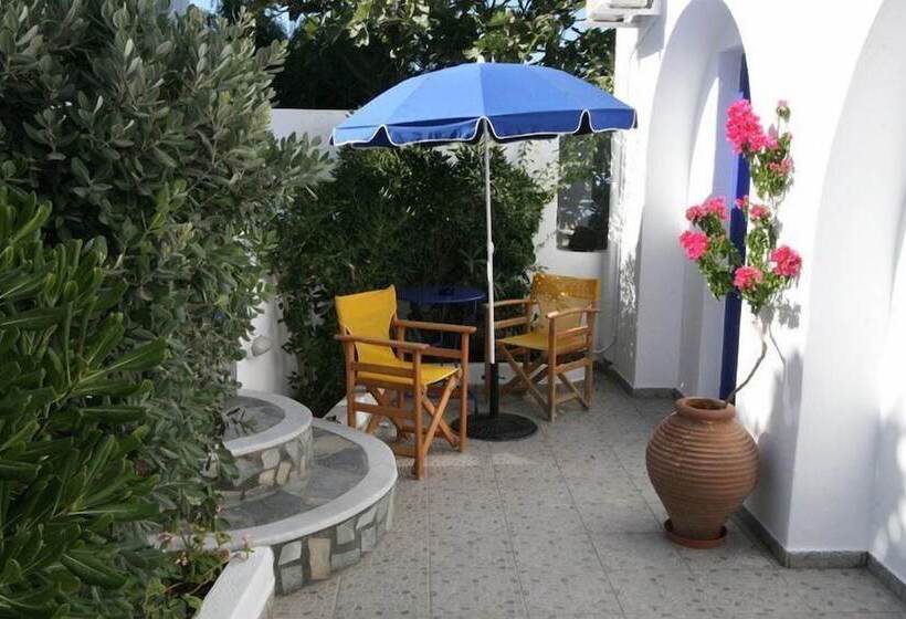 Chambre Economy, Villa Happening