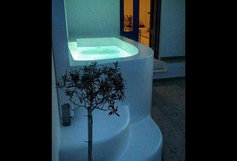 Suite avec Hydromassage, Villa Happening