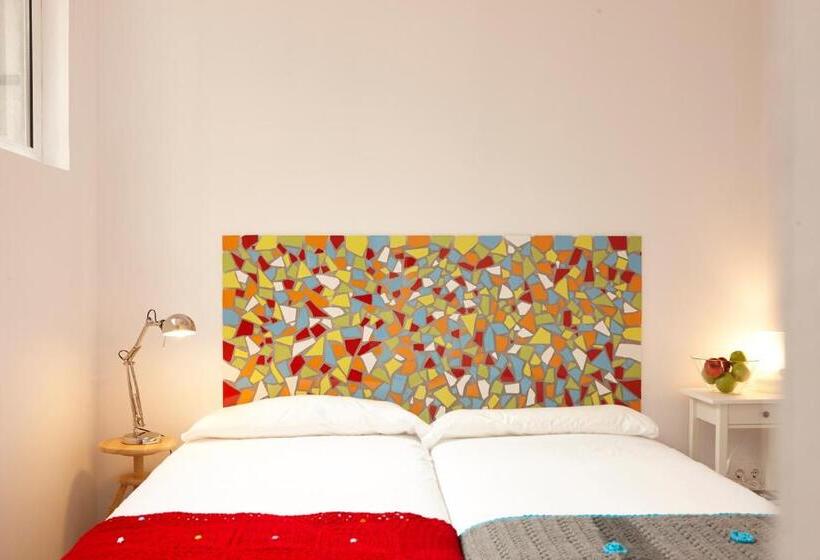Номер Стандарт Совместная Ванная, Pil Pil Hostel Bilbao