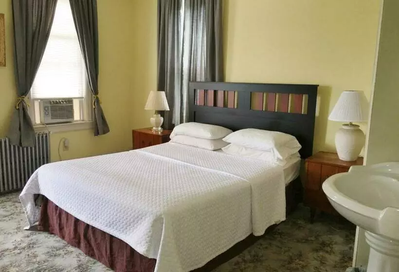 バス共有のスタンダードルーム, Harbor House Bed And Breakfast