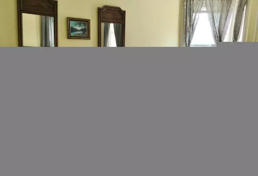 バス共有のスタンダードルーム, Harbor House Bed And Breakfast