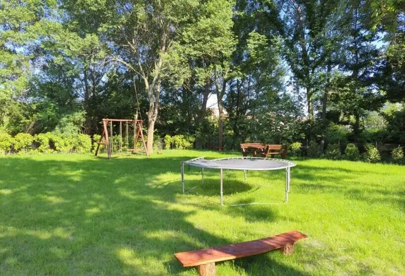 2 Bedroom Apartment, Frenki S Residence