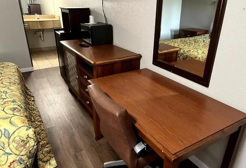 キングサイズベッドのデラックススイート, Budget Plaza Motel