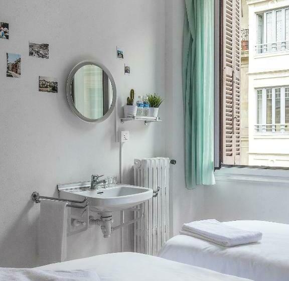 バス共有のスタンダードルーム, A Room In The City Hostel