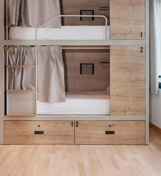 Standard Quadruple Room with Bunk Beds, A Room In The City Hostel