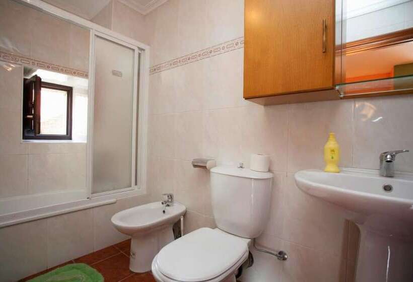 חדר סטנדרט, Nuestra Señora Del Carmen