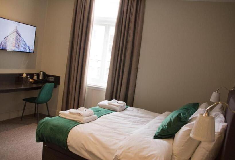 غرفة ديلوكس, Keystone House