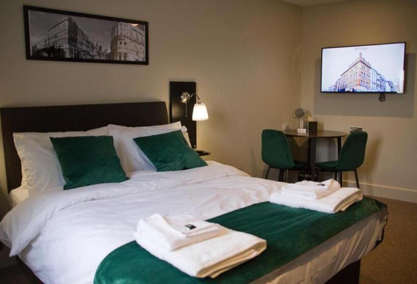 شقة غرفة واحدة, Keystone House