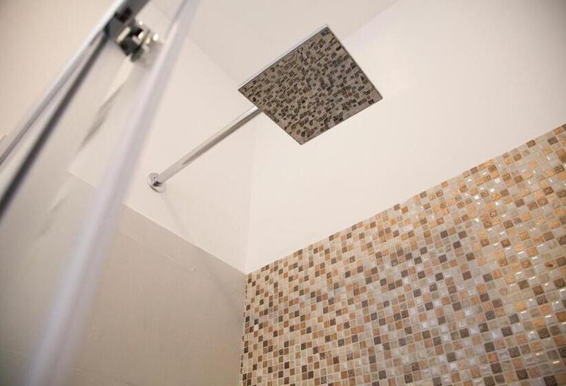 اتاق استاندارد سه نفره, B&b Residenza Le Fonticine