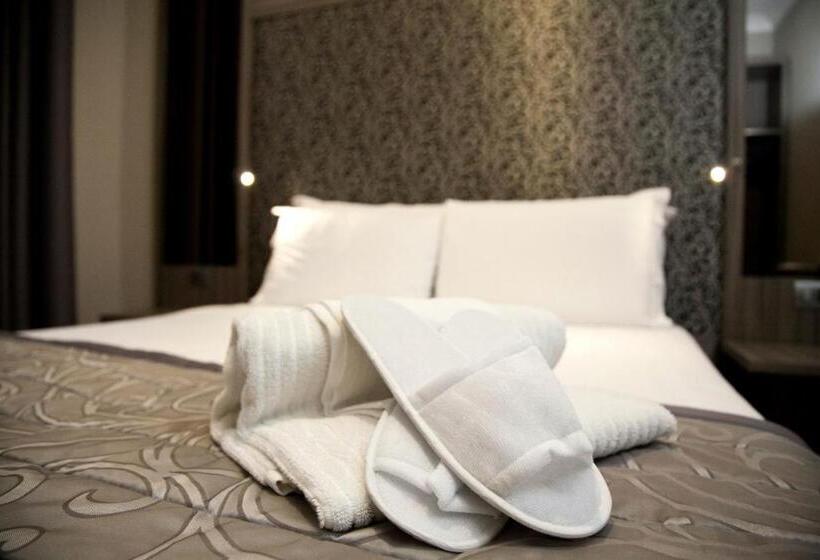 اتاق استاندارد سه نفره, B&b Residenza Le Fonticine