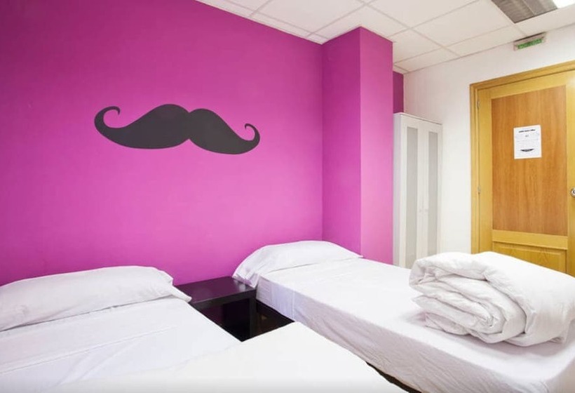 اتاق استاندارد, Holidaysbcn Hostel
