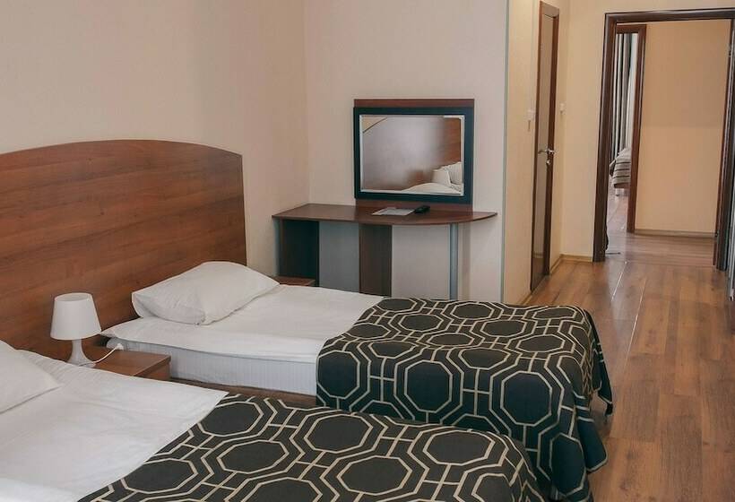 スタンダードルーム, Akvarel