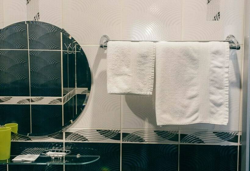 スイート, Akvarel