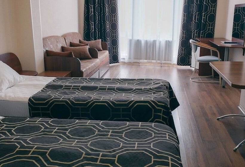 スタンダード４人部屋, Akvarel