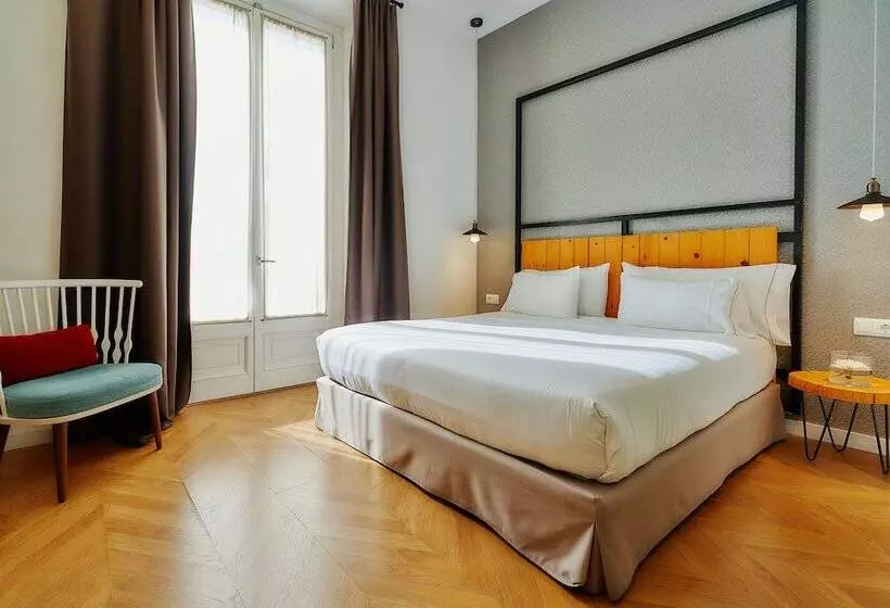 Superior Kamer, Arrey Alella