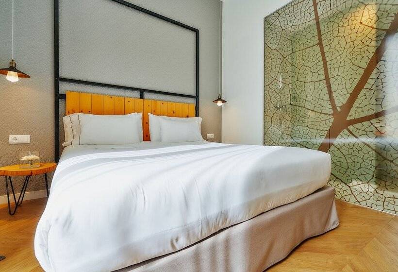 Номер Superior, Arrey Alella