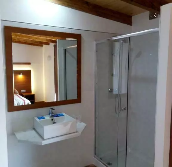Standardzimmer Kingsize Bett, Avenida