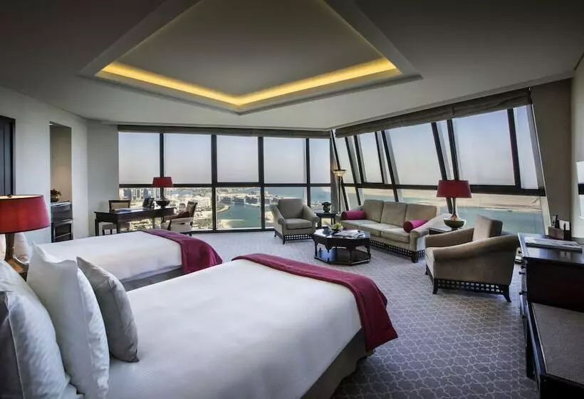 オーシャンビュージュニアスイート, Bab Al Qasr