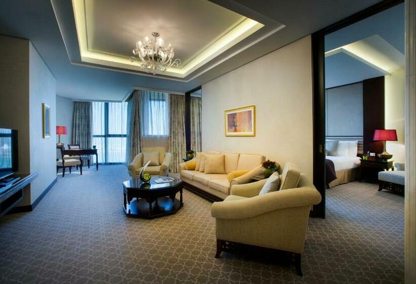 オーシャンビューデラックススイート, Bab Al Qasr