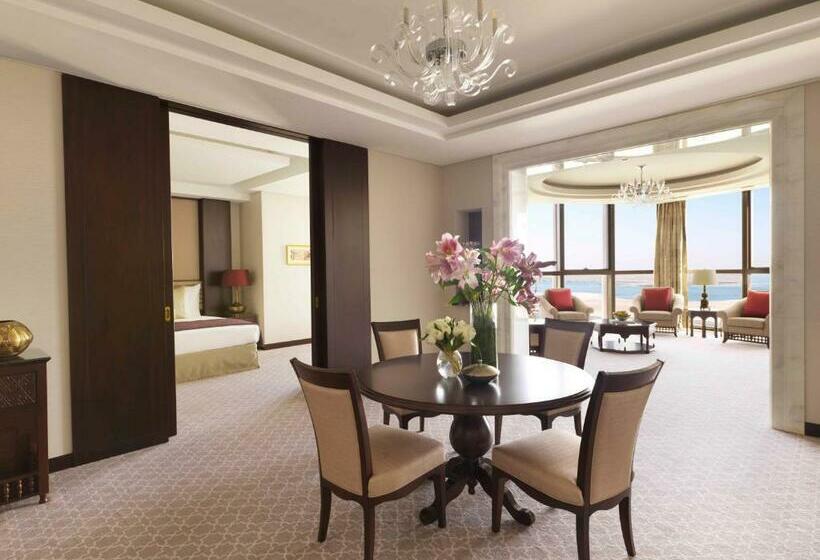 オーシャンビューデラックススイート, Bab Al Qasr