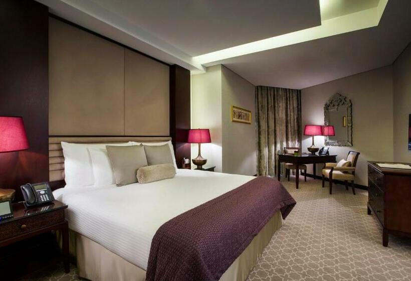 オーシャンビューデラックススイート, Bab Al Qasr