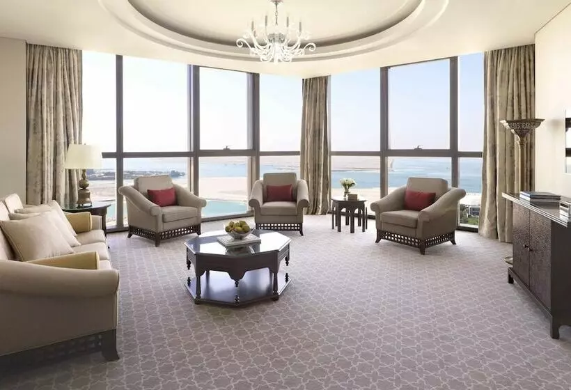 オーシャンビューデラックススイート, Bab Al Qasr