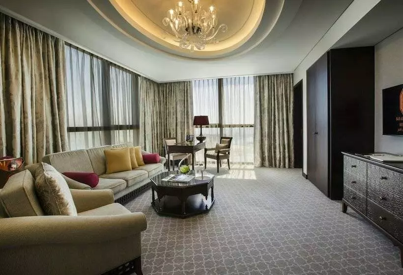 オーシャンビューデラックススイート, Bab Al Qasr