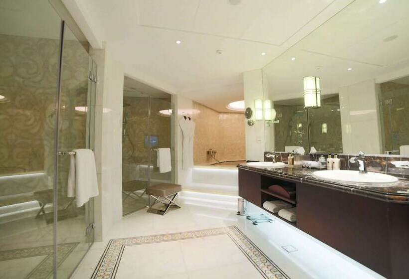 プレジデントスイートルーム, Bab Al Qasr