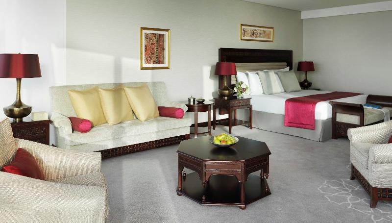 オーシャンビュージュニアスイート, Bab Al Qasr