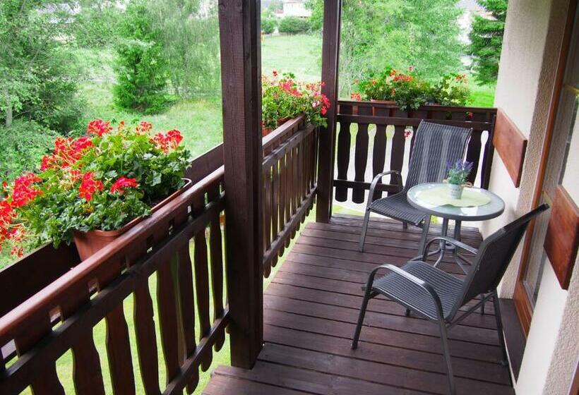 标准间, Berglandstübel