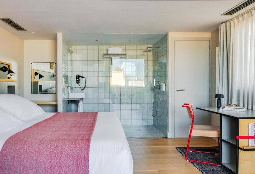 Пентхаус Люкс, Brummell