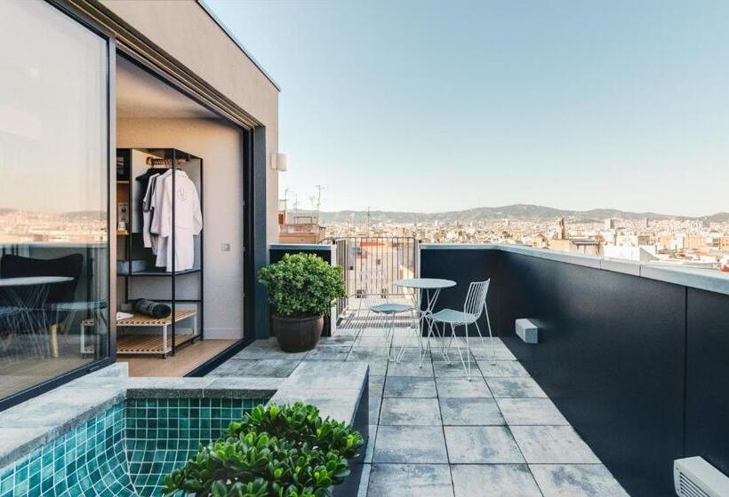 Пентхаус Люкс, Brummell