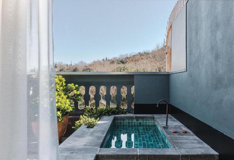 Пентхаус Люкс, Brummell