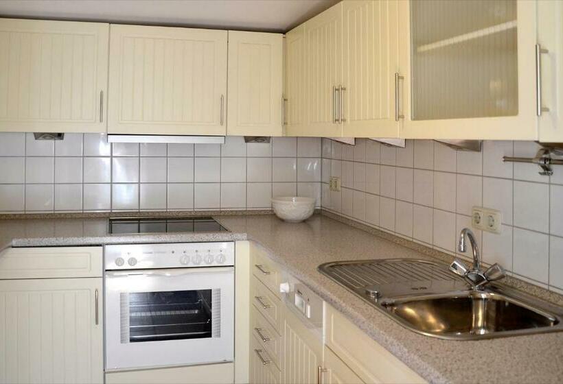 コンフォートルーム, Gut Basthorst