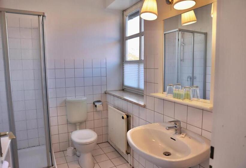 ２ベッドルームアパートメント, Gut Basthorst