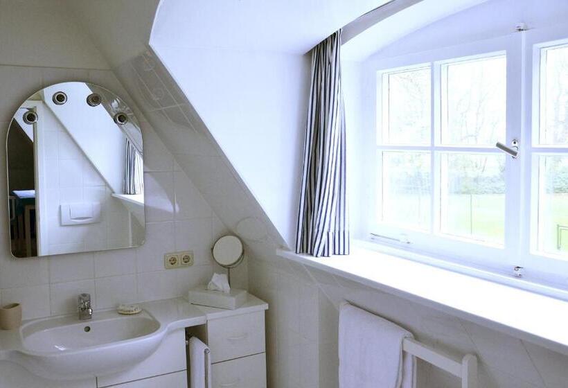 スタンダードルーム, Gut Basthorst