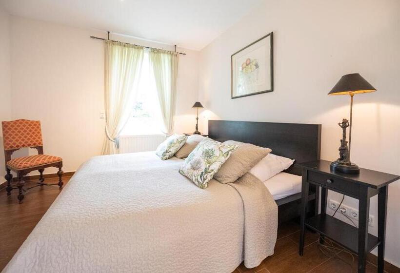 スタンダードルーム, Gut Basthorst