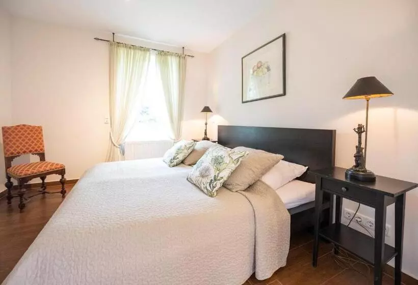 Standard Room, Gut Basthorst