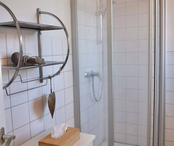 １ベッドルームアパートメント, Gut Basthorst