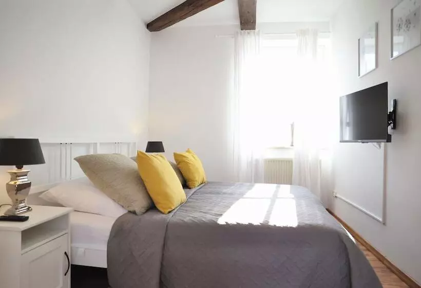 1 Bedroom Apartment, Gut Basthorst