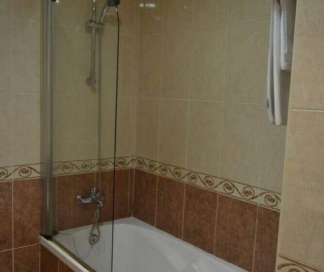 חדר סטנדרט לשלושה, Hhb Pontevedra Confort