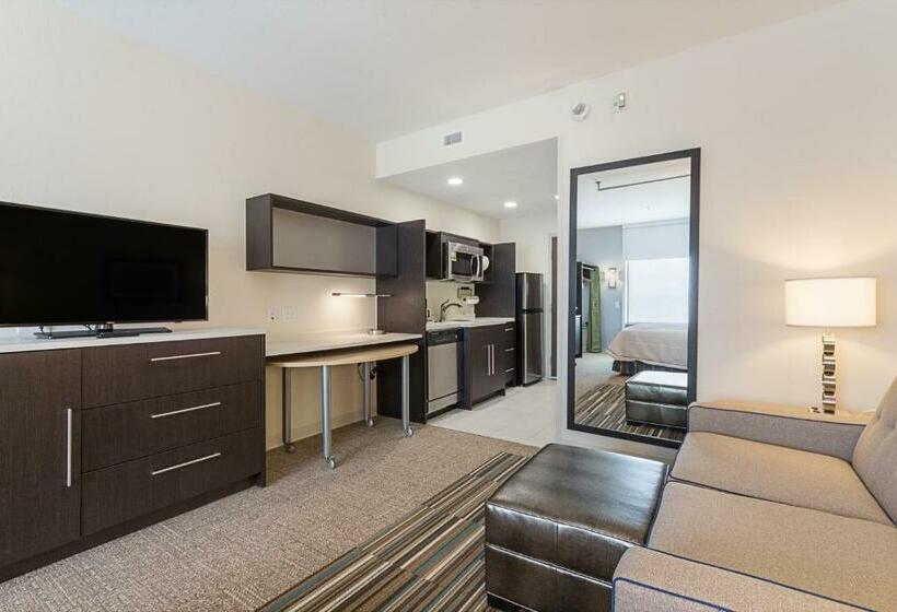 Люкс Deluxe Кровать Кинг, Home2 Suites By Hilton Dallas Grand Prairie