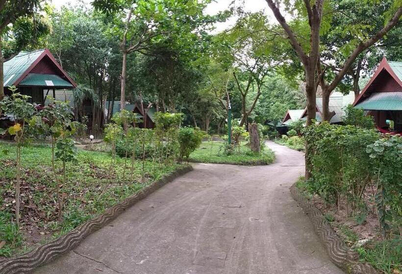 스탠다드 방갈로, Koh Tao Royal Resort