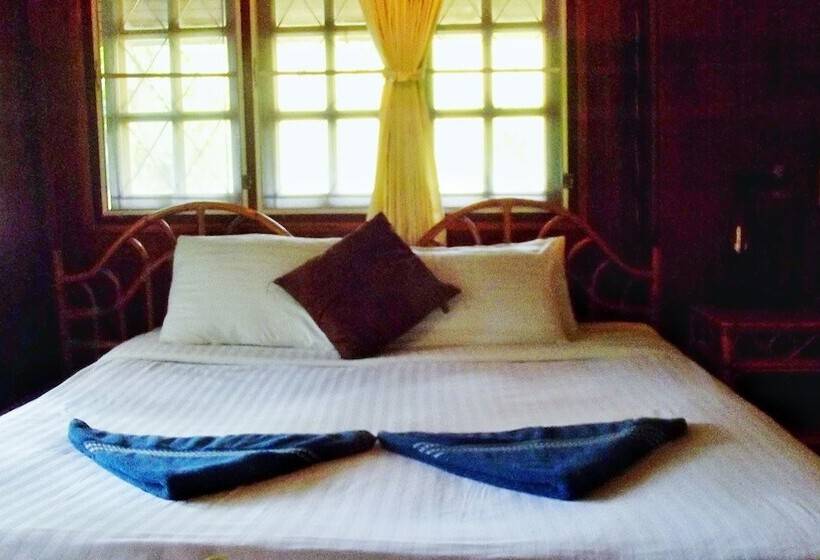 스탠다드 방갈로, Koh Tao Royal Resort