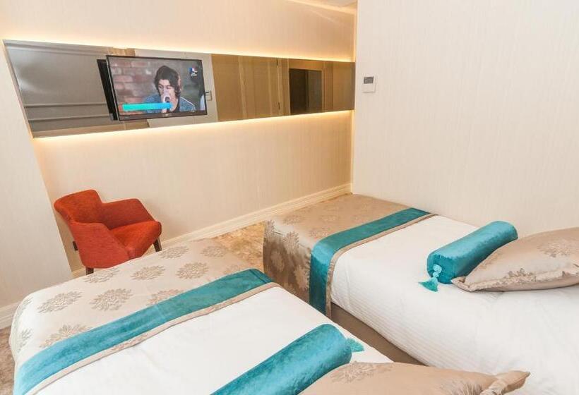 غرفة قياسية, Park Grazza