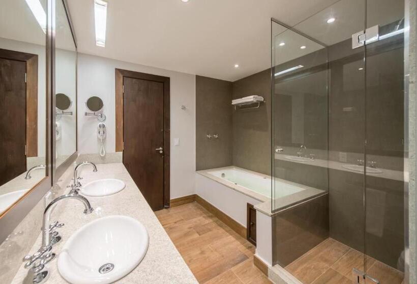 جناح جونيور, Prodigy Gramado