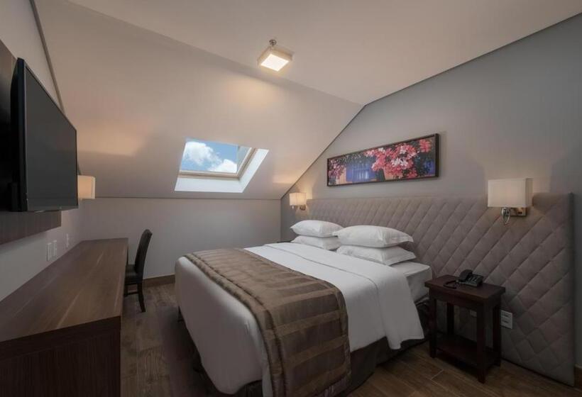 جناح جونيور, Prodigy Gramado